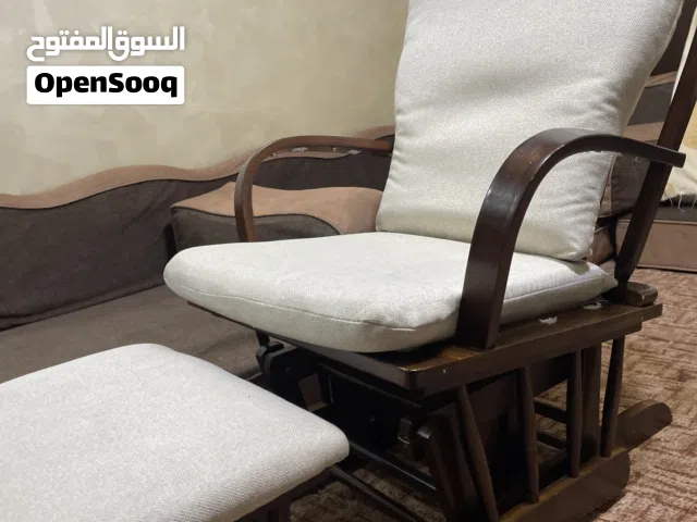 كرسي هزاز خشب