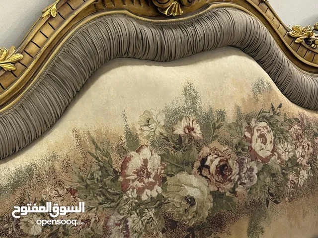 صاله كامله تخم 10 مقاعد مع ميز طعام 6 كراسي