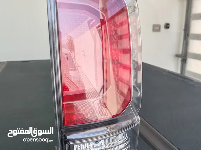 ليت خلفي لسيارة تكوما وكالة جهة اليمين