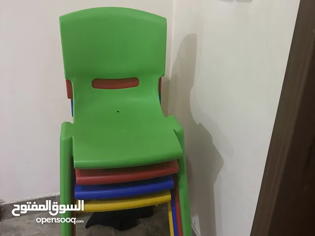 كراسي اطفال نضيفين قويني يستحملون وزن