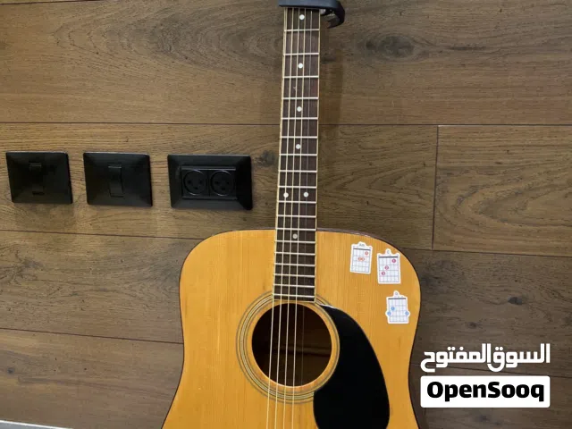 جيتار للبيع ممتاز جداً