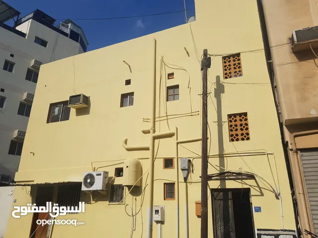 127m2 Studio Townhouse for Sale in Manama Naim