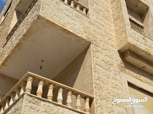 165 m2 3 Bedrooms Apartments for Sale in Amman Al Gardens
