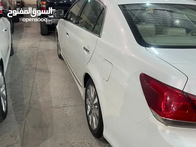 Toyota Avalon 2012 in As Sulayyil