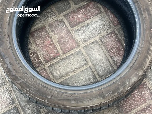 Tyre for sale