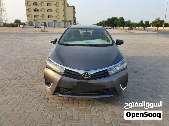 Toyota Corolla 2.0 GCC origin from oman  2015 model