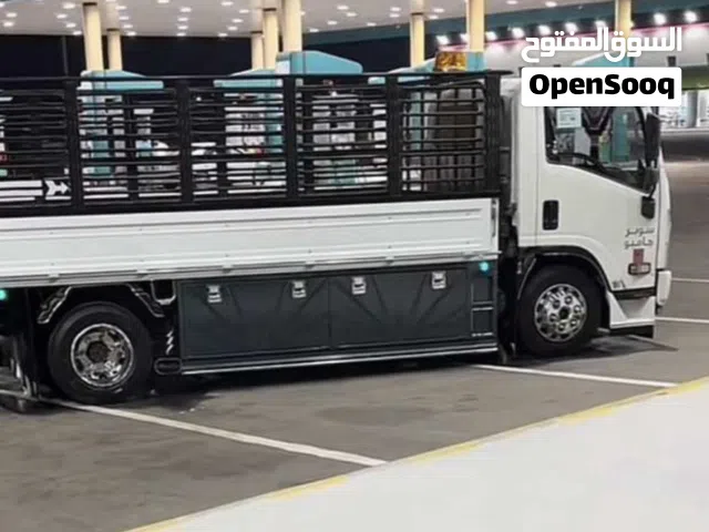 شحن وتوصيل جميع الأغراض خط الباطنة والشرقية وصلالة والإمارات والسعودية