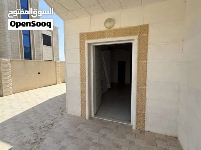 فيلا فاخرة للبيع – تشطيب VIP وطابقين افرش واجر