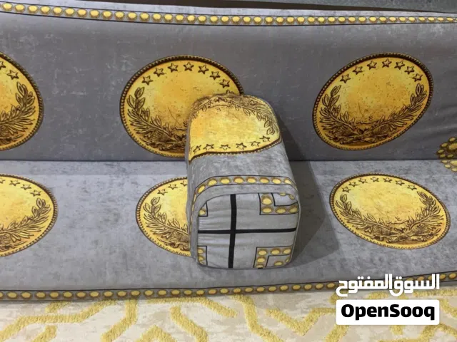 للبيع هذي الجلسه