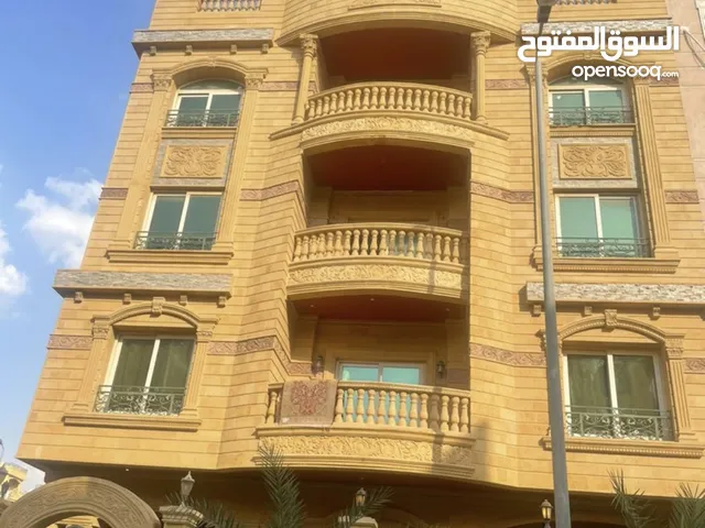 220 m2 3 Bedrooms Apartments for Sale in Cairo Fifth Settlement
