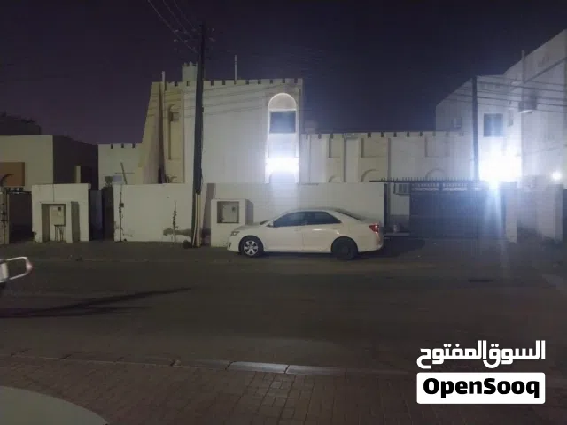 للإيجار - منزل في الحيل الشمالية