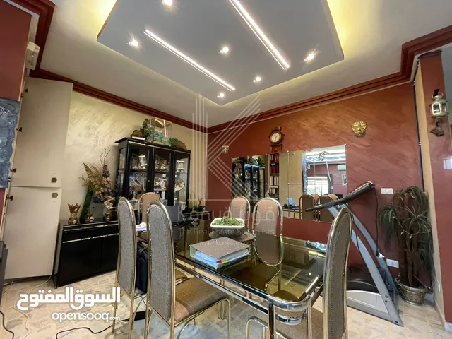 173 m2 4 Bedrooms Apartments for Sale in Amman Um El Summaq