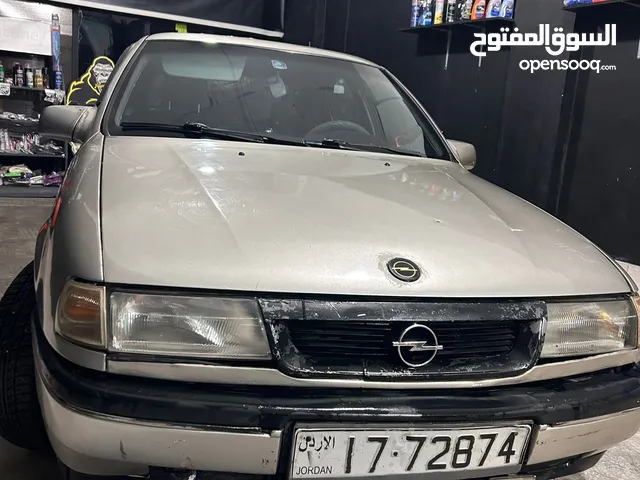 Opel Vectra 1992 in Mafraq