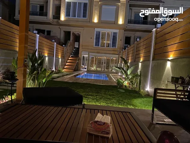 فيلا تاون للبيع 640 متر في مصر الجديدة