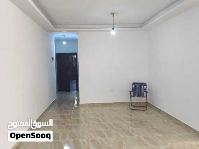 شقتين للبيع ديلوكس   في مرج الحمام تصلح للاستثمار أو للسكن