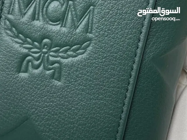 محفظة رجاليه ماركة MCM لون جدا جميل