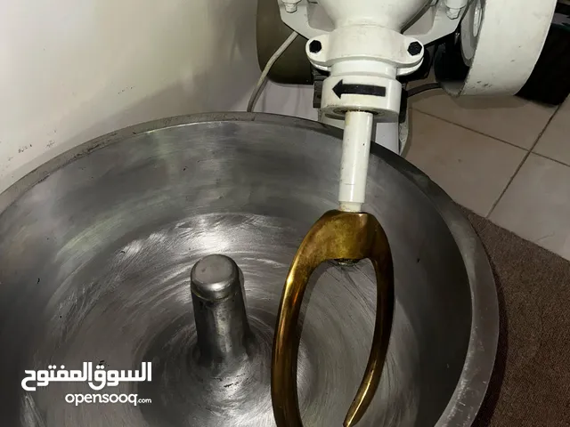 عجانه 25 كيلو صناعه سوريه نظيفه وشغاله ميه بالميه