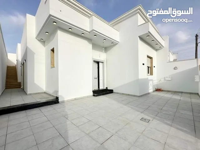 160m2 3 Bedrooms Villa for Sale in Tripoli Ain Zara