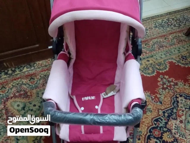 عربايه اطفال بحاله ممتازة شبه جديده بسعر مغري