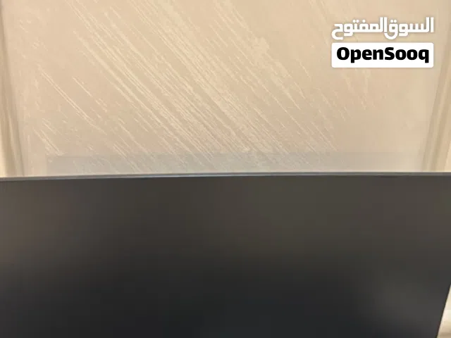 شاشه استعمال اسبوع فقط ب 380  180hz