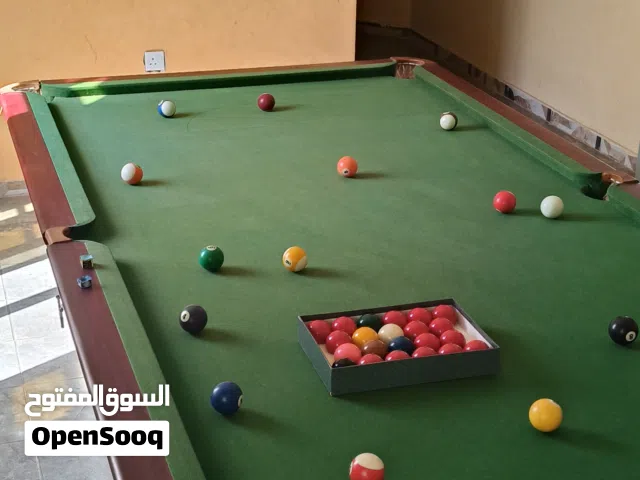 طاولة بليارد