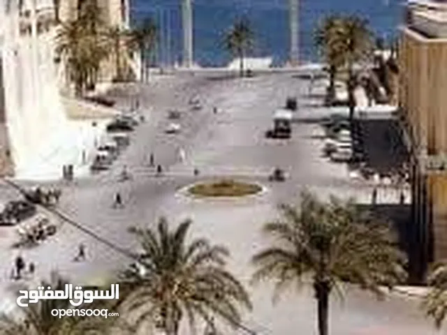 مبنى تجاري من دورين وبدروم واستيديو للايجار في جامع الصقع