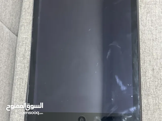 Apple iPad Air 16 GB in Um Salal
