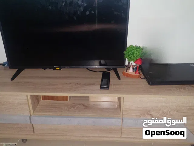 للبيع طاولة تلفزيون  متر و 80تقريبا