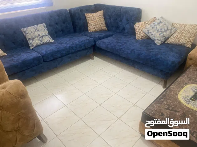 طقم كورنر بحالة ممتازة