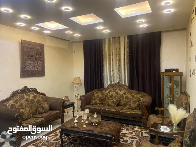 طقم كنب مستعمل بحاله الجديد