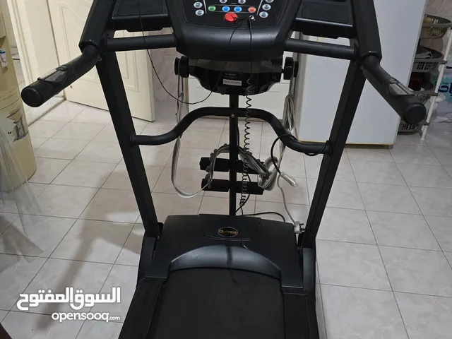 جهاز مشي olympai مستعمل نظيف جدا يعمل بكفائة عالية قابل للتفاوض