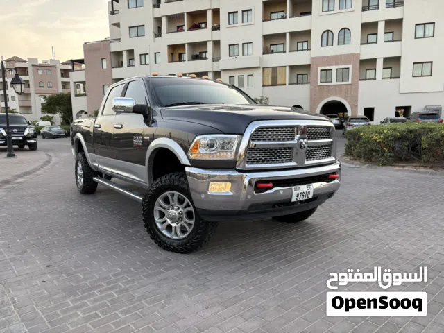 2016 دودج رام Laramie