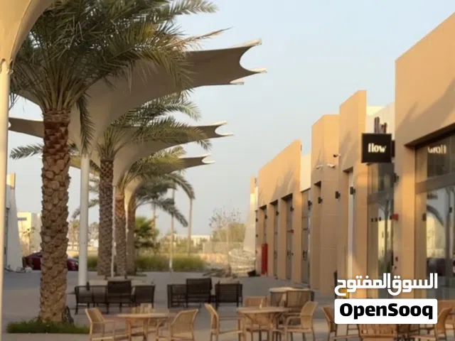 محل للإيجار- فرصة ذهبية في "مسار بركاء"