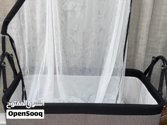 سرير اطفال