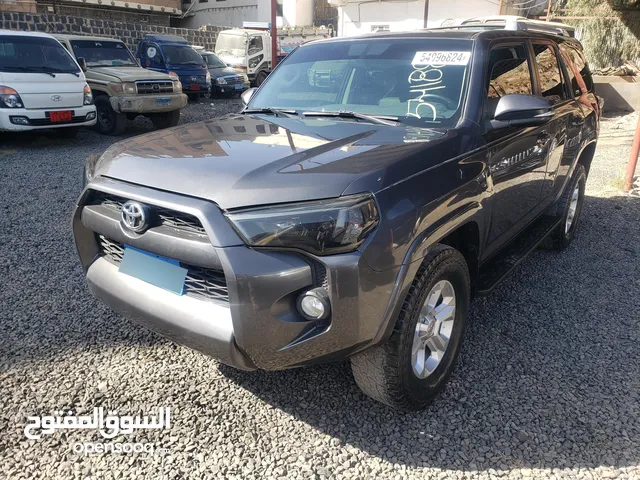 2019 تويوتا 4 رونر Limited