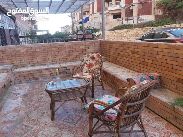 شاليه مصيفي بالقرب من البحر .. خطوات البحر. صف ثاني .. سري البحر جيدا للبيع بسعر خرافي