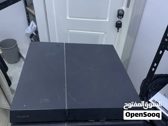 سوني 4  بحاله جيده و يجي معاه يد و قراند 5