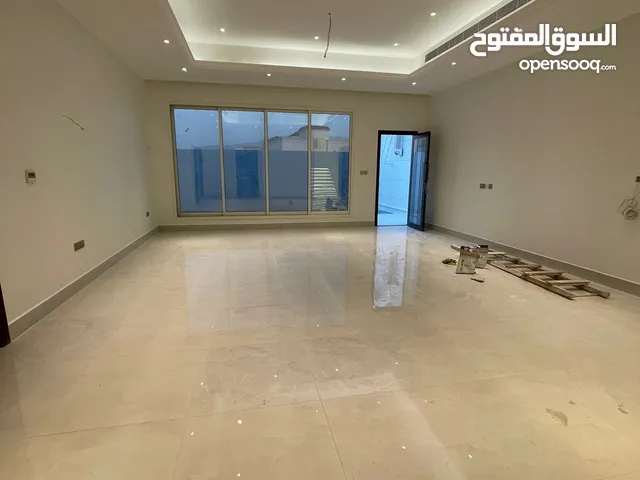 11 m2 More than 6 bedrooms Villa for Rent in Al Ain Ni'mah