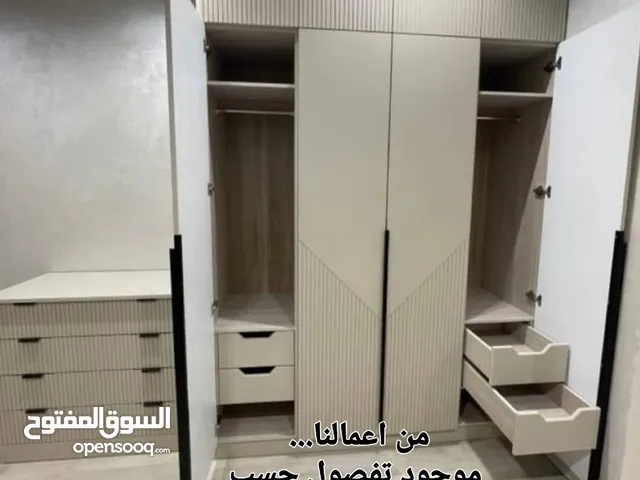 دولاب اربع فتحات مع ملحق