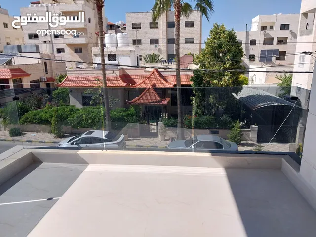 في ارقى مناطق الجندويل 175م