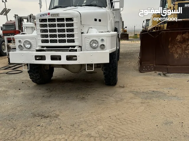 نسان مع كرين