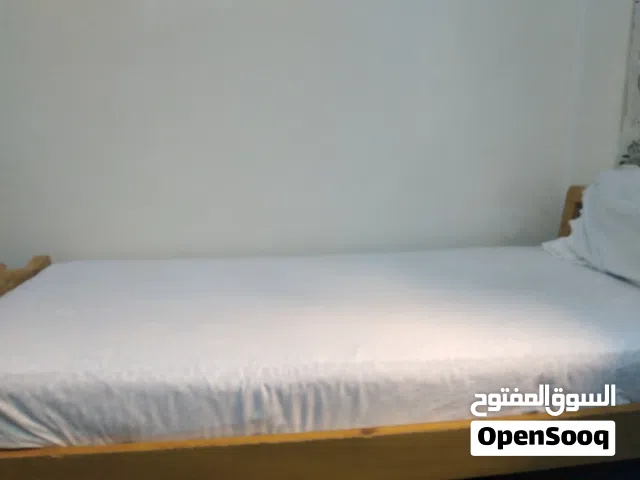 فرشتين زمبركيه عدد 2 مفرد مستعمل بحاله جيده