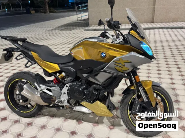 بي ام دبليو F900 xr 2021