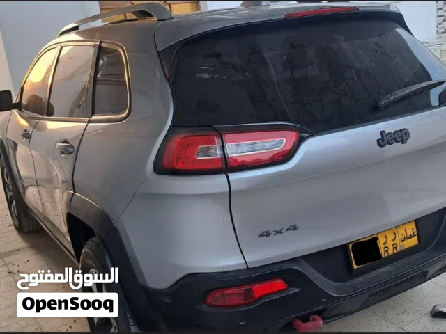 Used Jeep Cherokee in Muscat