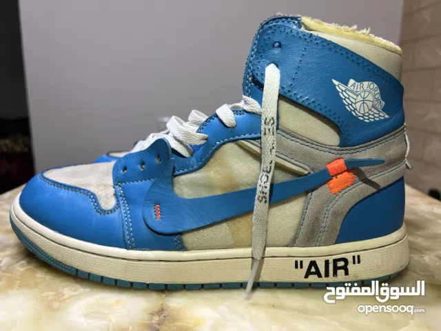 Air Jordan 1 x Off-White UNC Blue – Size (43)–  Used in Good Condition
