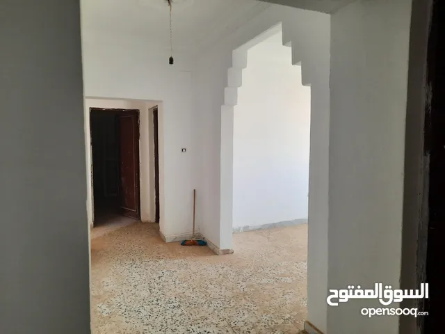 130 m2 4 Bedrooms Apartments for Sale in Tripoli Sidi Al-Masri