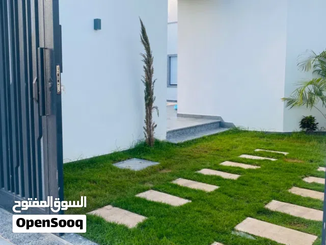 3 Bedrooms Chalet for Rent in Tripoli Al-Baesh