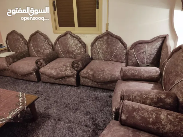 جلسة للبيع