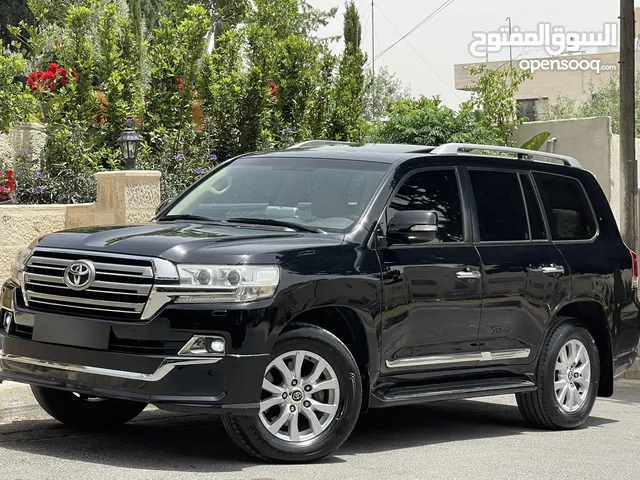 Used Toyota Land Cruiser in Amman