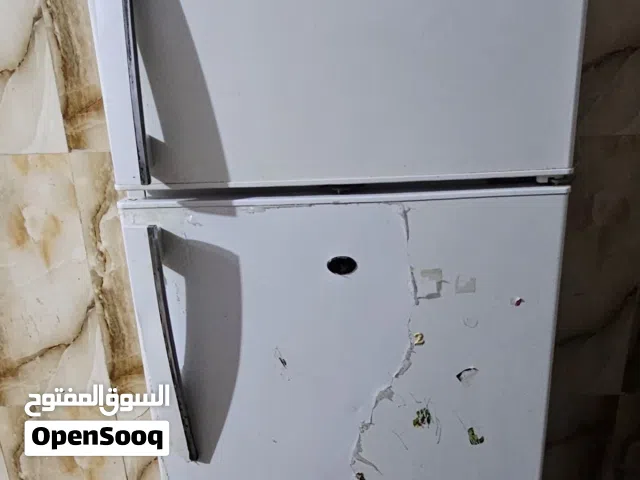 ثلاجة للبيع